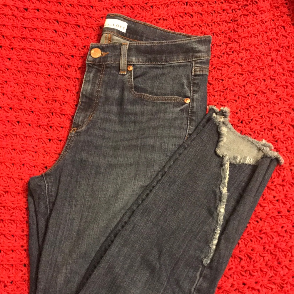 Frayed bottom LOFT jeans! Great condition!